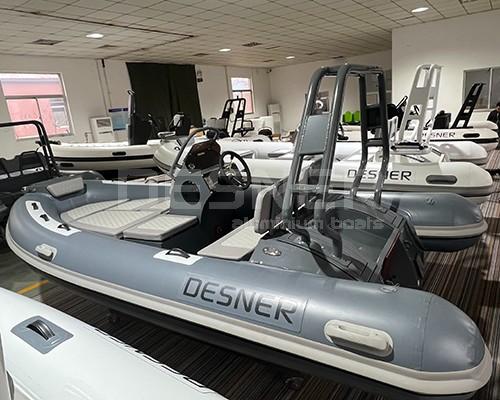 Desner SP420 RIB mit Steuerstand